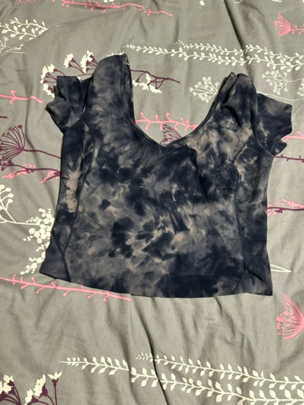 Lululemon size 8 Align t shirt - Picture 2 of 2